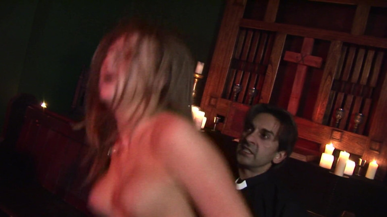 Hot Sex Party: Le giovani ragazze nude sono così eccitate che non possono...