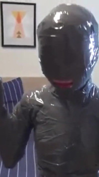 Utahování a vázání lepicí pásky