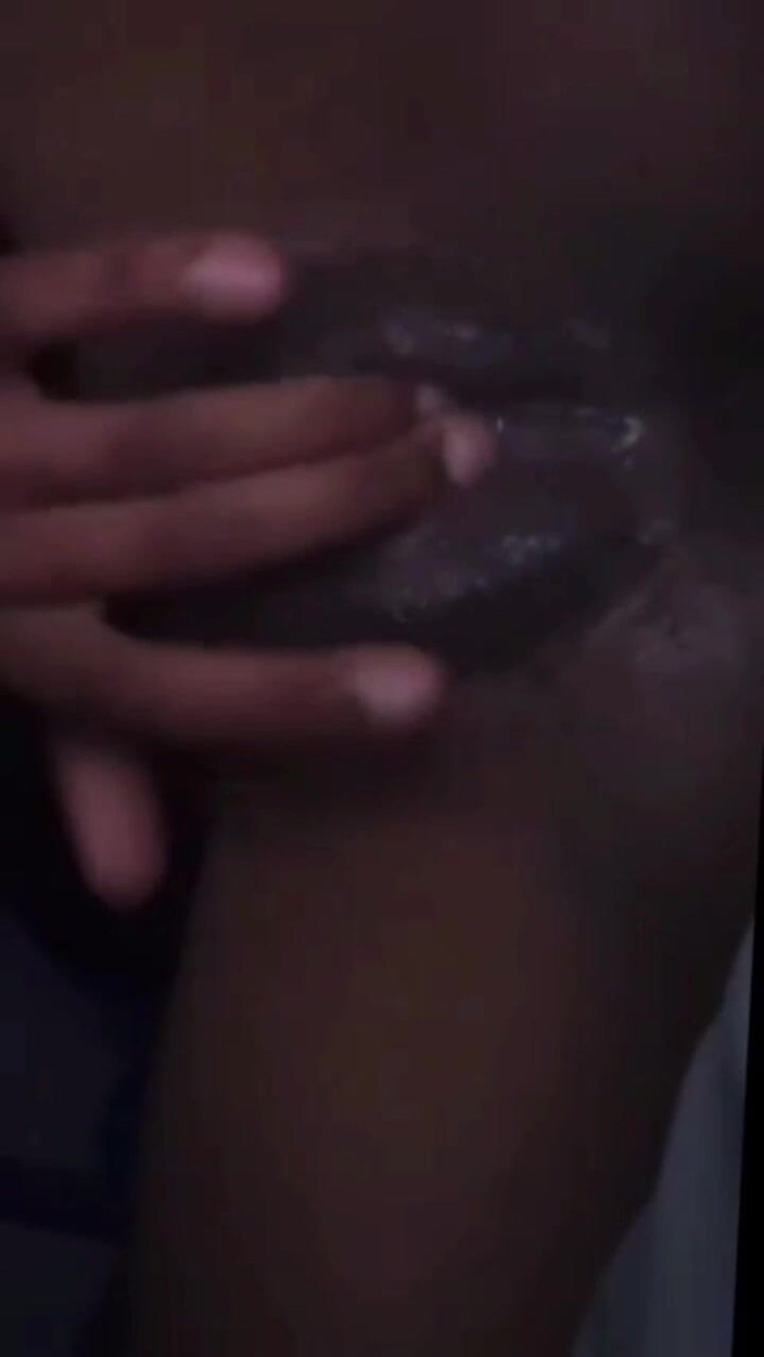 Freaky relatives: 牙买加少女阴户