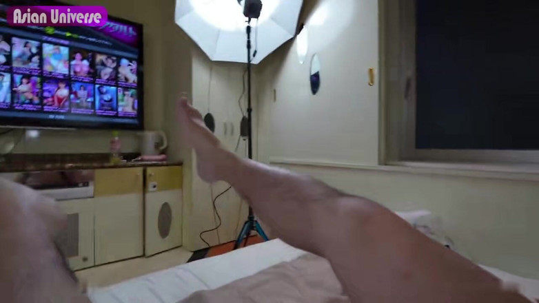 TOKYO HONEY TRAP: Doble problema: dos mujeres casadas comparten un encuentro grupal caótico...