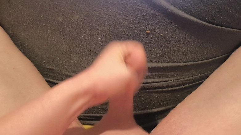 JanineLang: Sperma mentre guarda porno