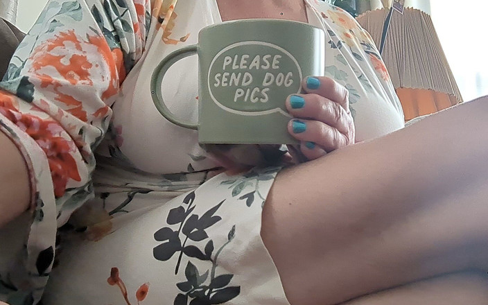 BustyBrendaxx: 내 음란한 배다른 아들과 아침 재미와 정액