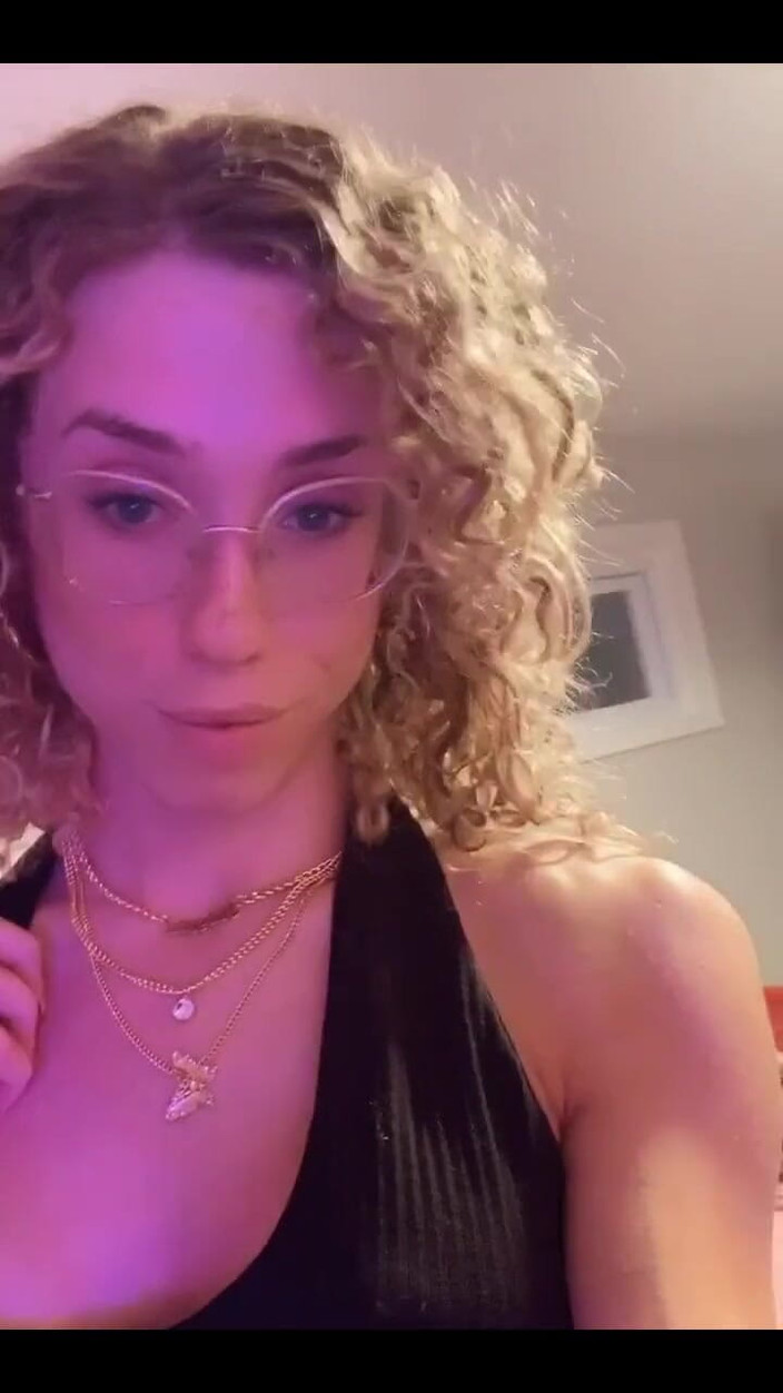 Tia Tizzianni Productions: ザーメン女にかわいい