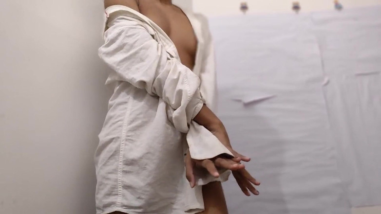 desigirl93: Indiana menina se masturba