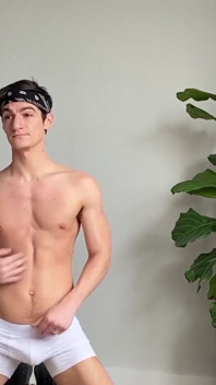 SOUTHERNSTROKES at home with Aiden