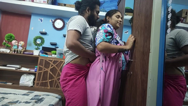 Vaigavarun45: Step Mom Hot Fuck with Step Son, Mother-in-law Hot Nighty...