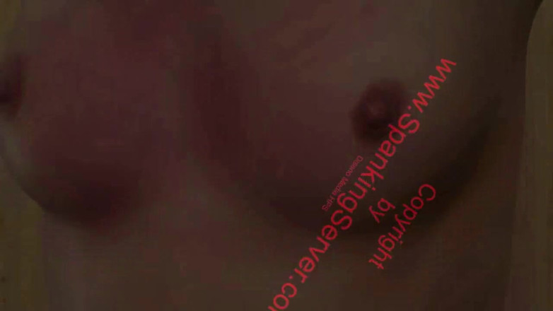 Spanking Server: Tess 유방 채찍