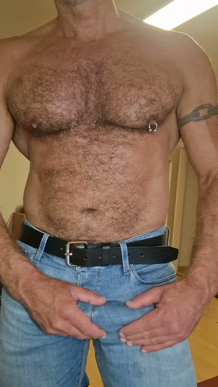 Mike Gross: I'm Sexy and I Know It