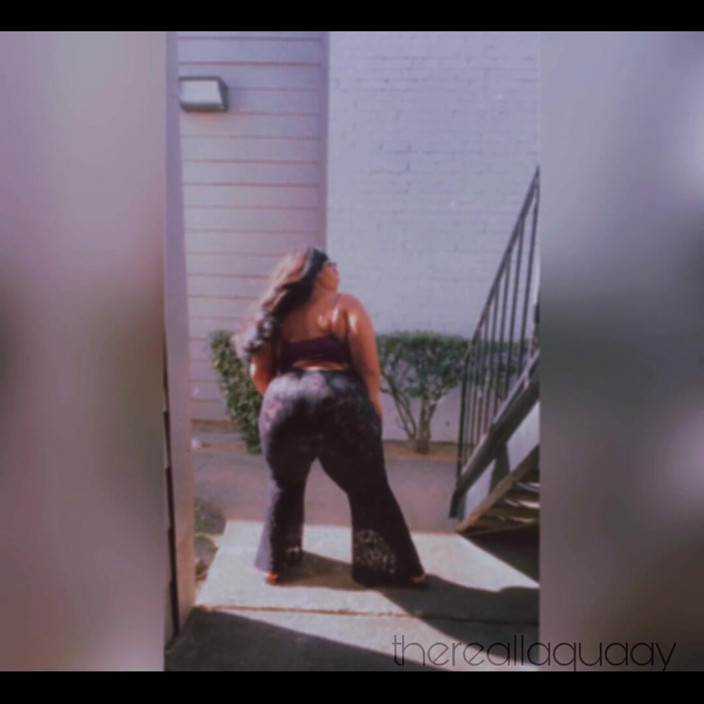 Biggdebbie solo: Make Sure You Watch to the End