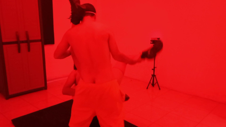 Martin13: Sex v zábavním centru pro dospělé. Šukání prsaté modelky z bordelu