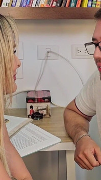 MILF-lehrerin Fickt Ihren College-studenten - Monique Fuentes & Brian Evansx