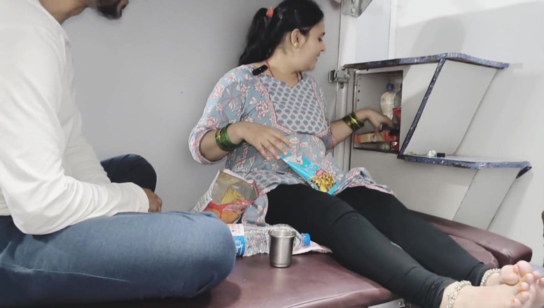 Desi chudai hub: Jebanie w Pociągu Kaszmiru do Kanyakumari