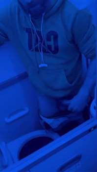 Masturbating at 30,000 Ft