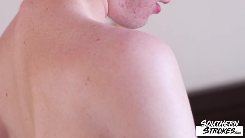 Southern Strokes: SOUTHERNSTROKES - Peeking Taylor