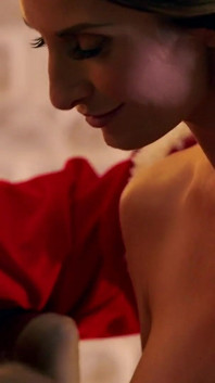 Sitting on Santas Lap - S14:e7