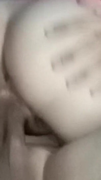 Membersihkan Bilik Ayah Tiri Saya Sangat Seksi