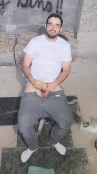 Môj Nový Vystrek V Opustenej Budove