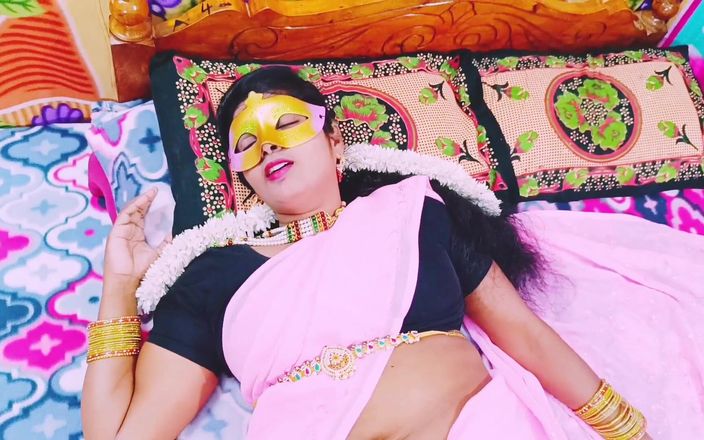 Honey lips: Hintli üvey kız ilk gece sikişiyor üvey babası Telugu edepsizce konuşuyor