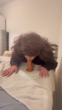 私の口が何ができるかはすでに知っていますが、私はあなたを驚かせることができます