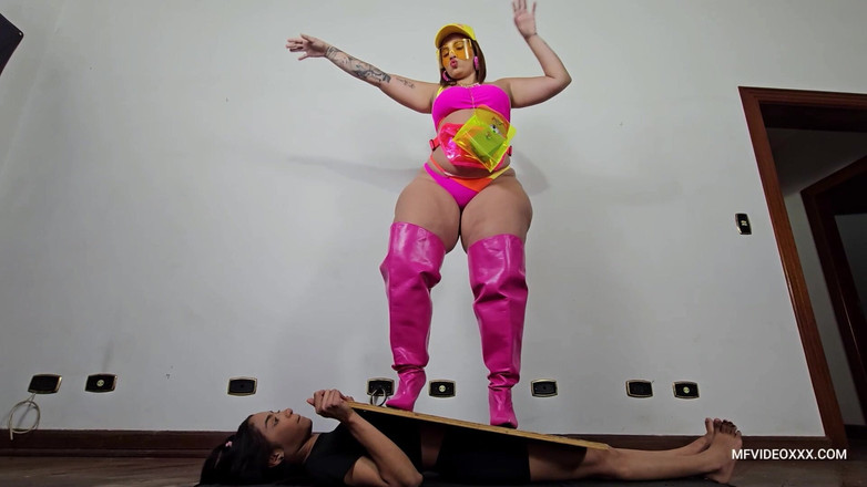 MF Feet: Dance Dash on the Body