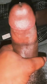 흑인 대물 자지 딜도를 문지르고 따먹어