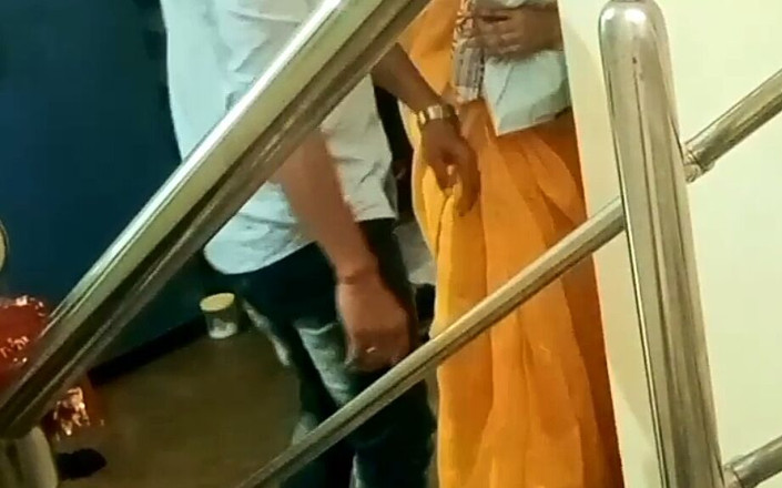 Fantacycutting: Bhabhi měla sex s poslíčkem