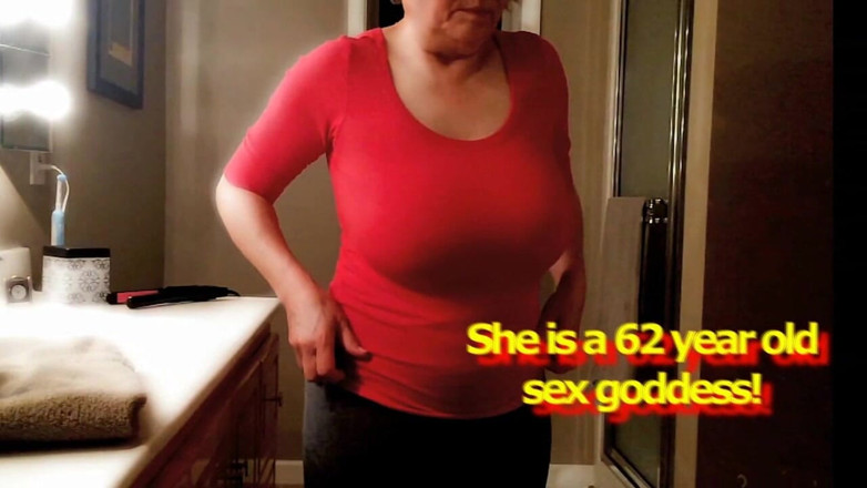 MarieRocks: MarieRocks si nenek seksi dengan tubuh aduhai lagi asik orgasme