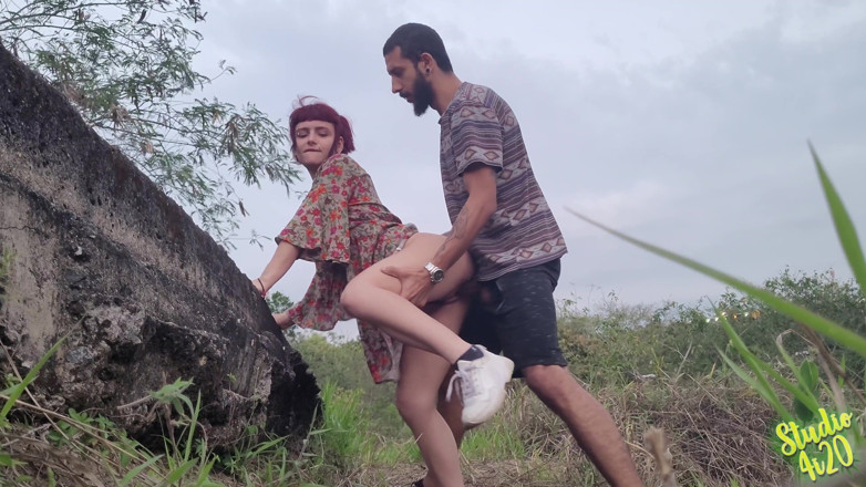 Mano Nico Official: झाड़ियों पर सेक्स