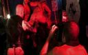 Crunch Boy: Pesta seks bertiga di klub di Barcelona