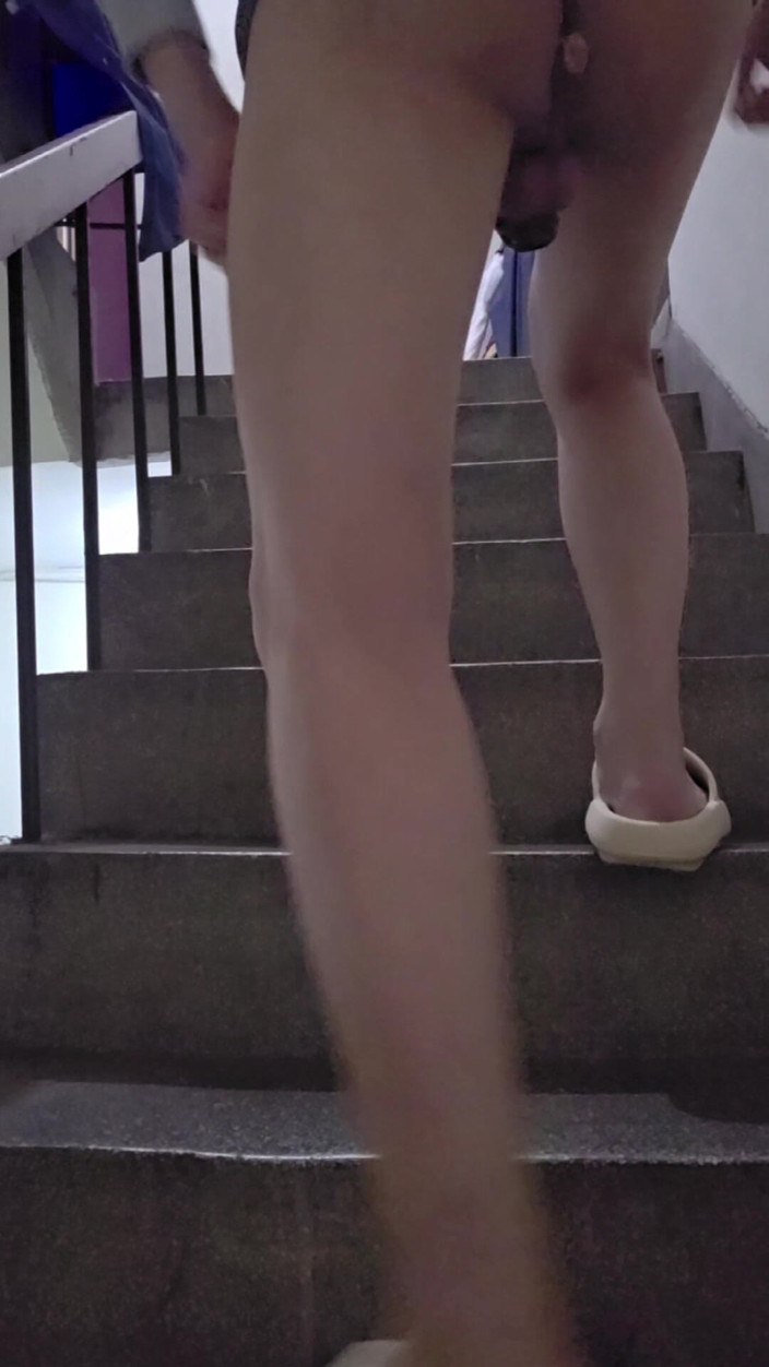 Taiwancdgirl: Past, kterou Tingxuan ukáže svému cudnostnímu zámku a análnímu kolíku...