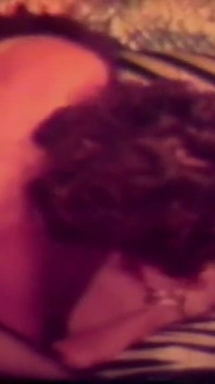 Vintage harige kutorgie geneukt door monsterlijke zwarte en blanke pikken (volledige film)