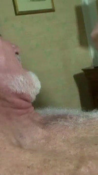 젖탱이를 빨아주는 육덕 거유녀