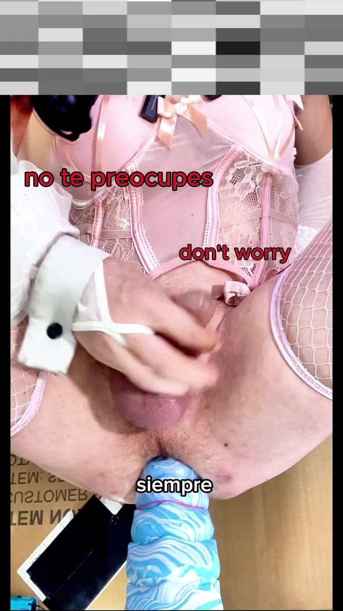 Benito414: Mogę tak skakać na twoim kutasie bez zatrzymywania się do...