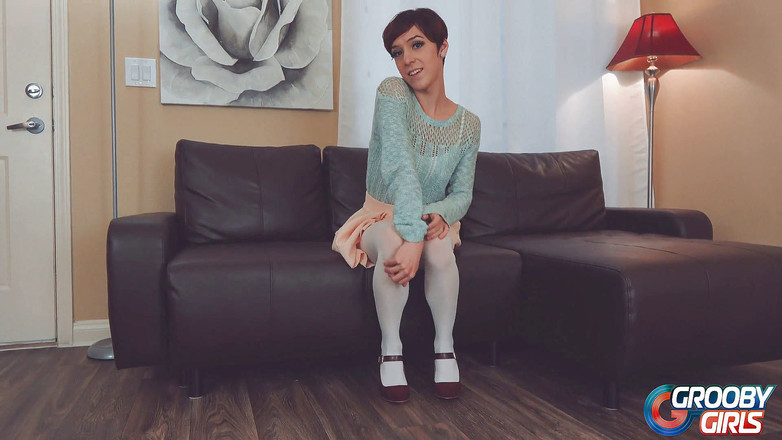 Grooby Girls: Tgirl Patrice Hepburn sert boşalıyor