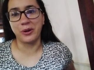 Nathalieprez4: Ik ben in een hotel en ik masturbeer op de...