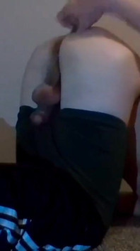 Praising My Bootycheeks in Track Pants
