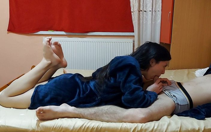 Alex and Luiza: Amatorskie nastolatka robią uroczą długą sesję namiętnego seksu