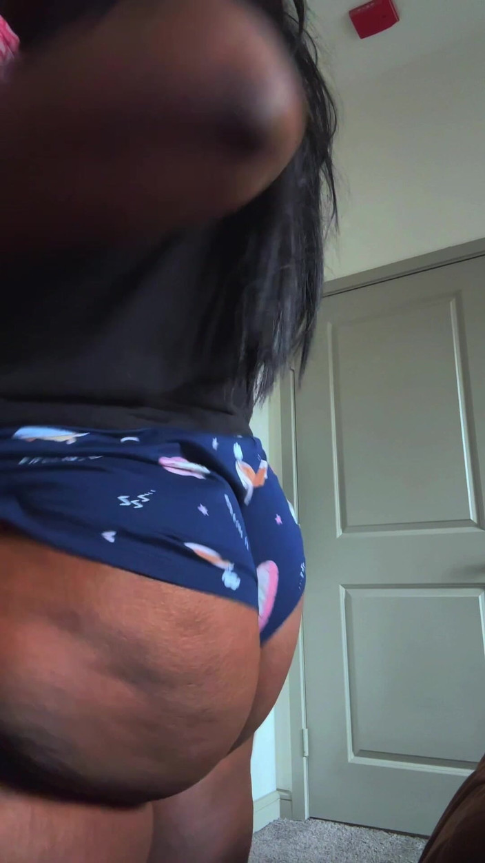 Dirty Diana Fetishes: Ponme ese gran culo