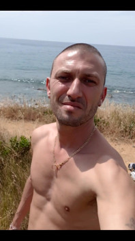 I Walk on the Beach