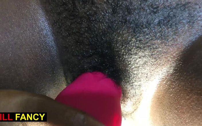 Hill Fancy: Zwarte lesbiennes hete dildo-seks