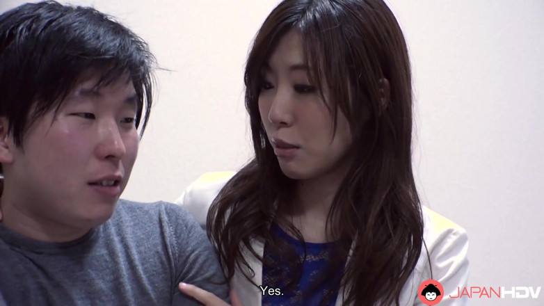 Japan HDV: Cheating Cougar Wife Kaori Buki Is on a Hunt