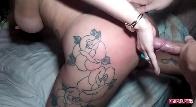 pornland: Starszy przyjaciel na gorąco wytatuowany bardzo niegrzeczny uwielbia się pieprzyć