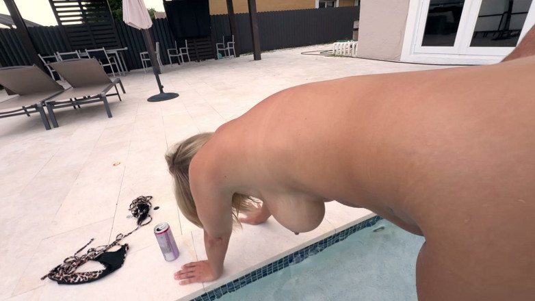 J-Mac: Hot MILF Neighbor Stephanie Wilde Gets Face Fucked by Jmac