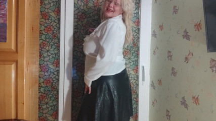 Putarankahotmilf: Profesoară sexy joi și spermă în Coundtown
