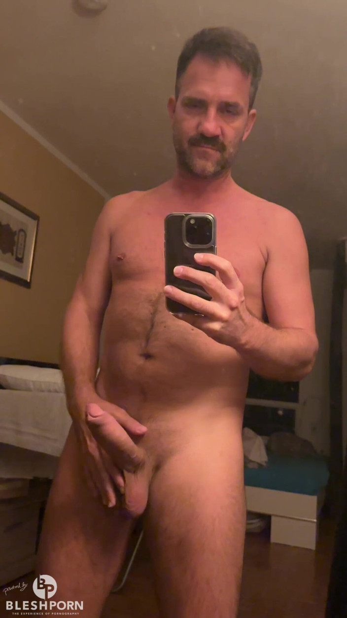 bleshporn: Jerking That Big Morning Wood Boner