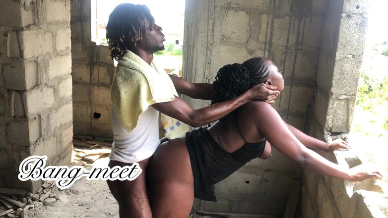 Bang-meet: मैं अपनी पूरी इमारत में एक अजनबी से मिलता हूं