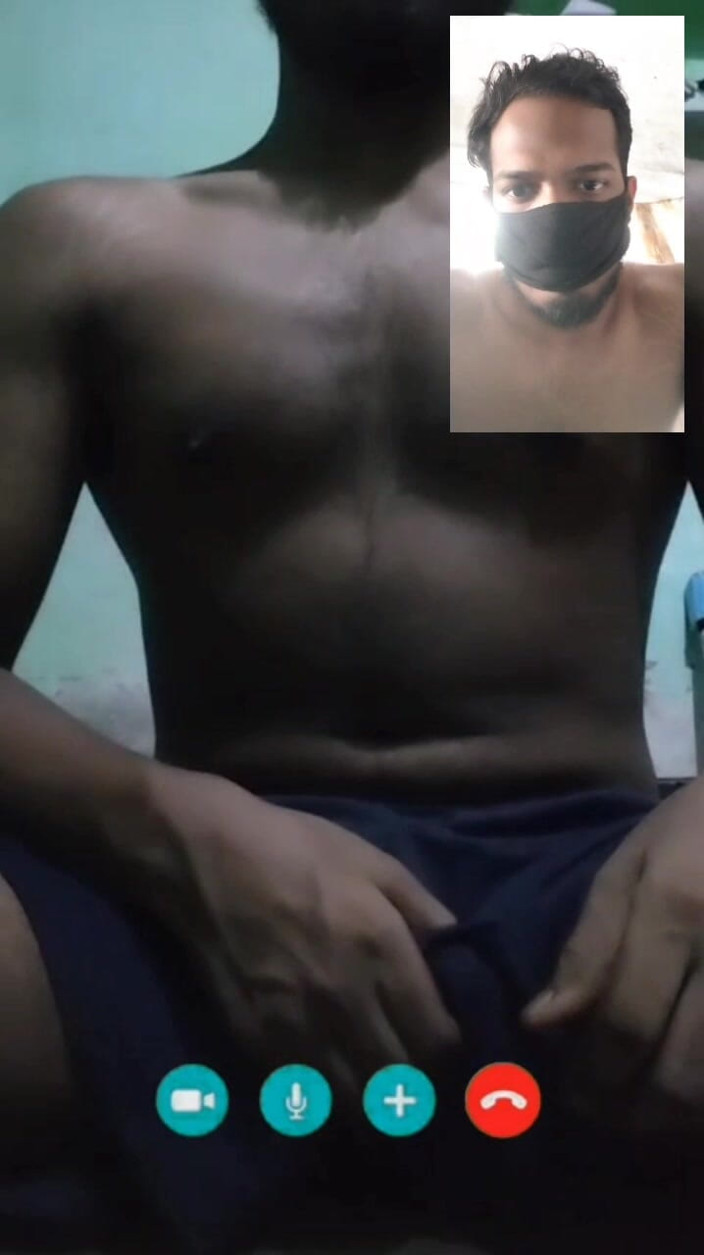 Desi Tits: 웹캠 비디오 콜 섹스 라이브 게이 포르노 현실
