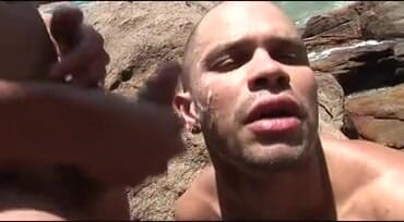 Hot Latinos dudes not gay but curious: Сексуальная натуралка-латина трахается в первый раз 50