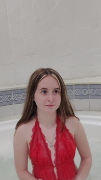 Savurând jacuzzi-ul
