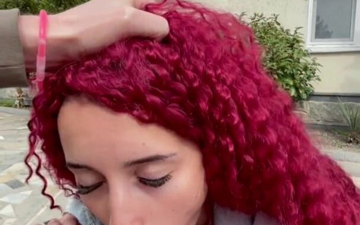 Sweet Buttocks: Ruiva gata chupou e substituiu sua buceta no meu pau